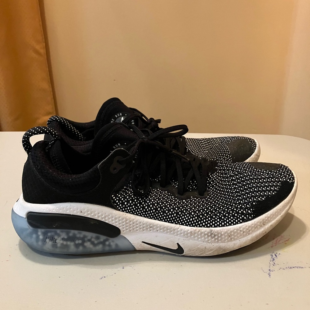 Nike Black and White Athletic Shoes